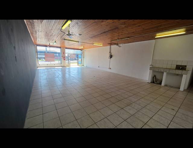 112M² RETAIL TO LET IN KULEKA